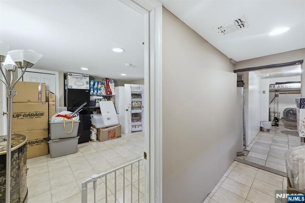 11 Thiem Avenue
