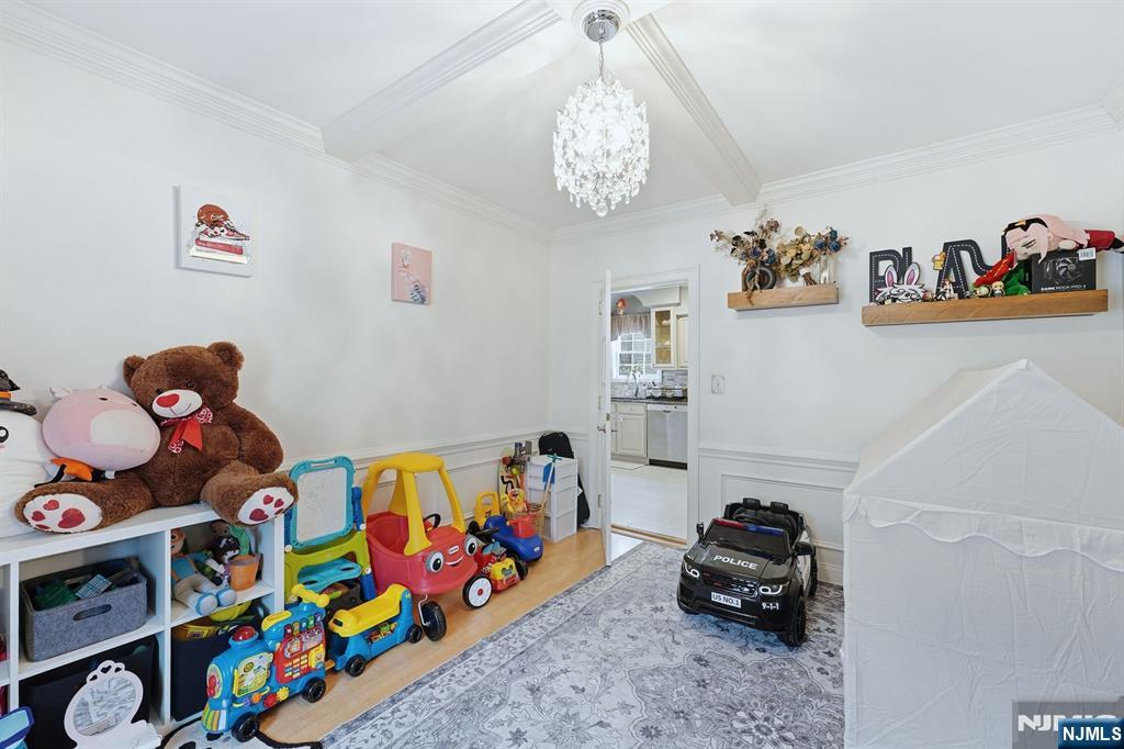 11 Thiem Avenue