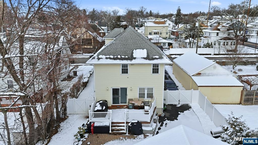 11 Thiem Avenue