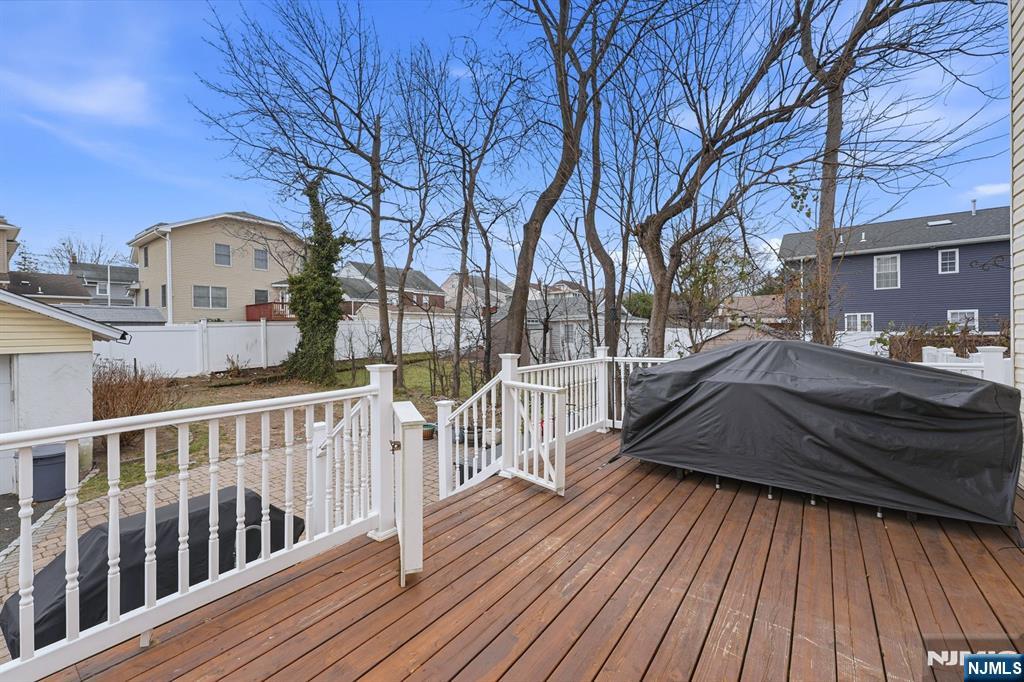 11 Thiem Avenue