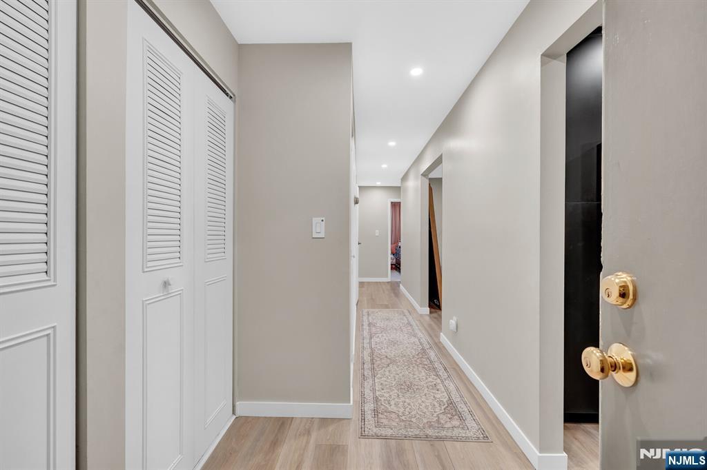 35 Riverview Court 35