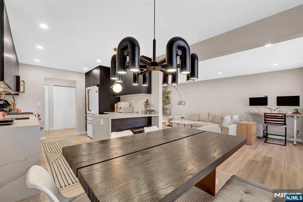 35 Riverview Court 35