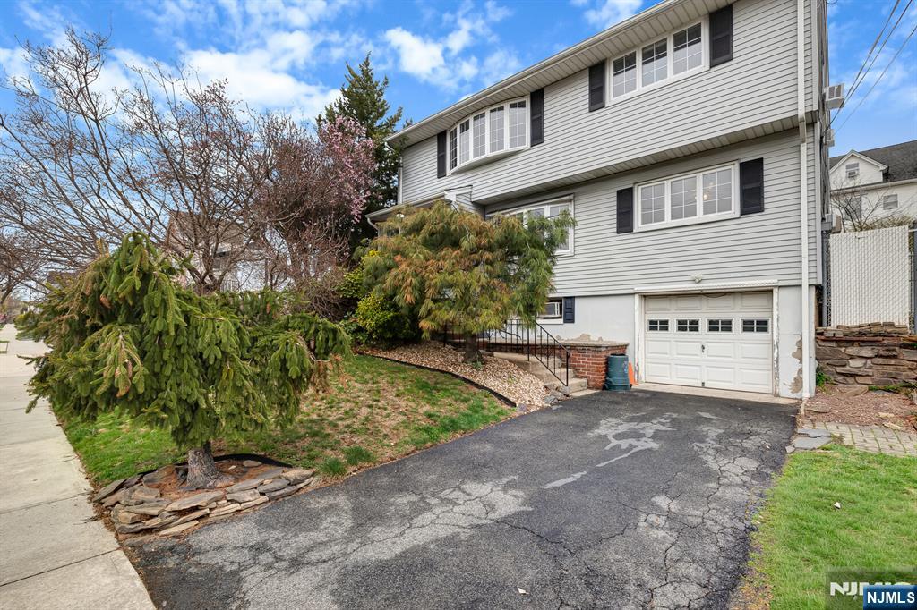 700 9th Street