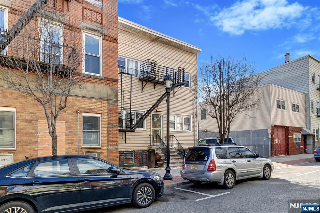 513 11th Street