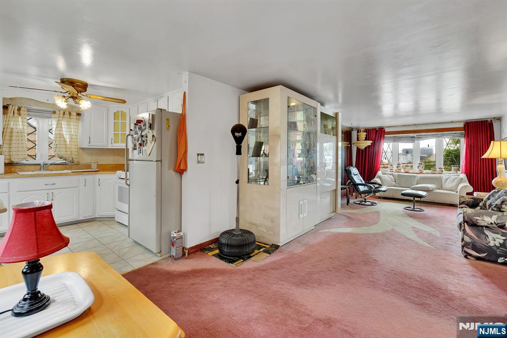 347 Mansfield Avenue