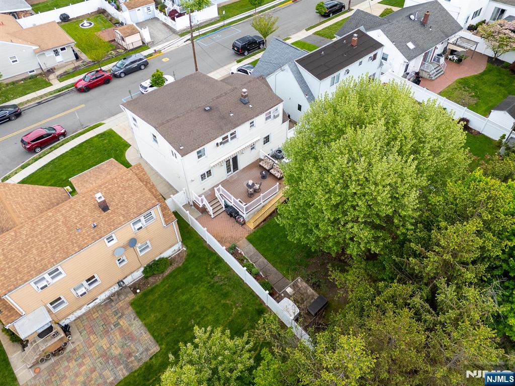 347 Mansfield Avenue