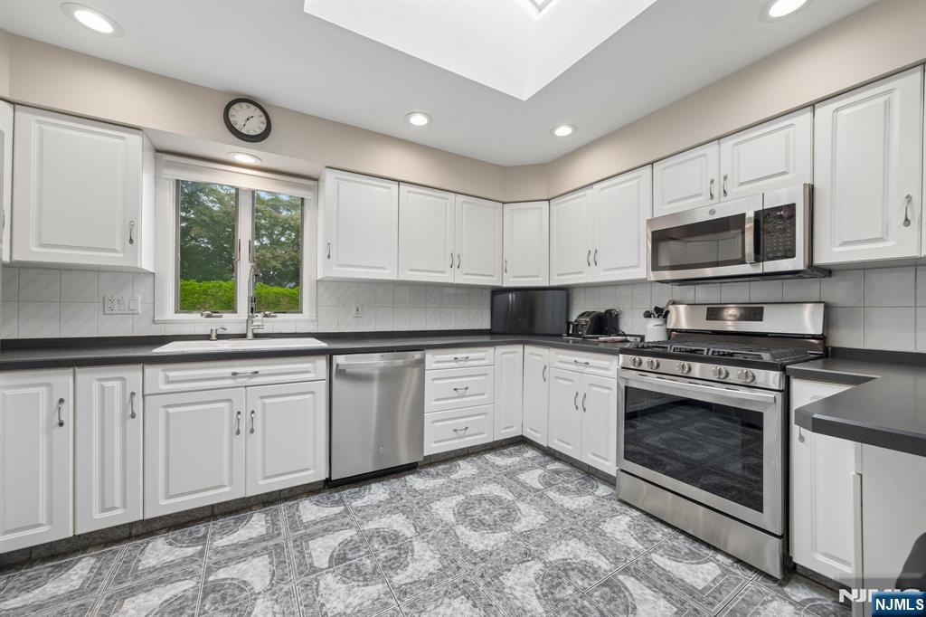 175 Marginal Road
