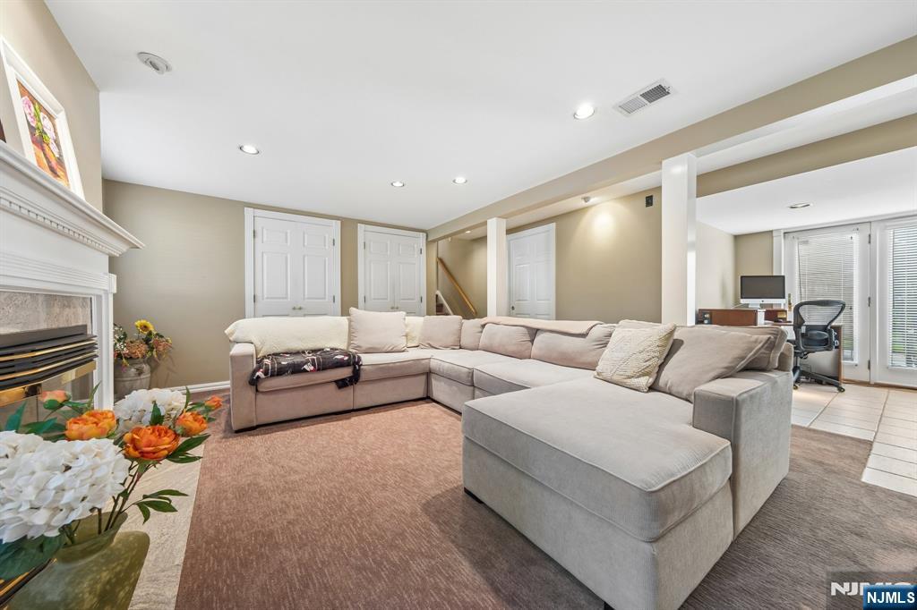 18 Murray Road