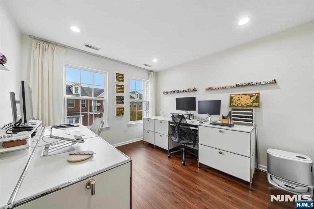 21 Creekside Court