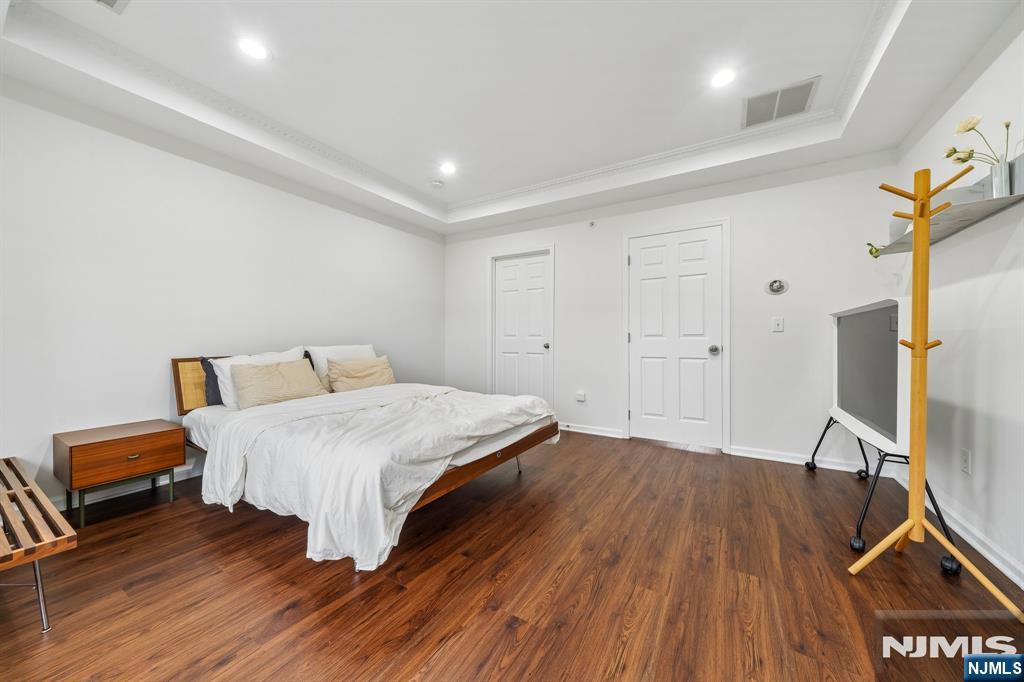 21 Creekside Court