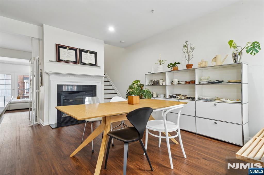 21 Creekside Court