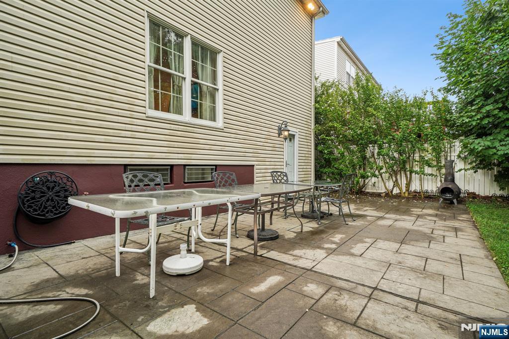 18 Gail Place