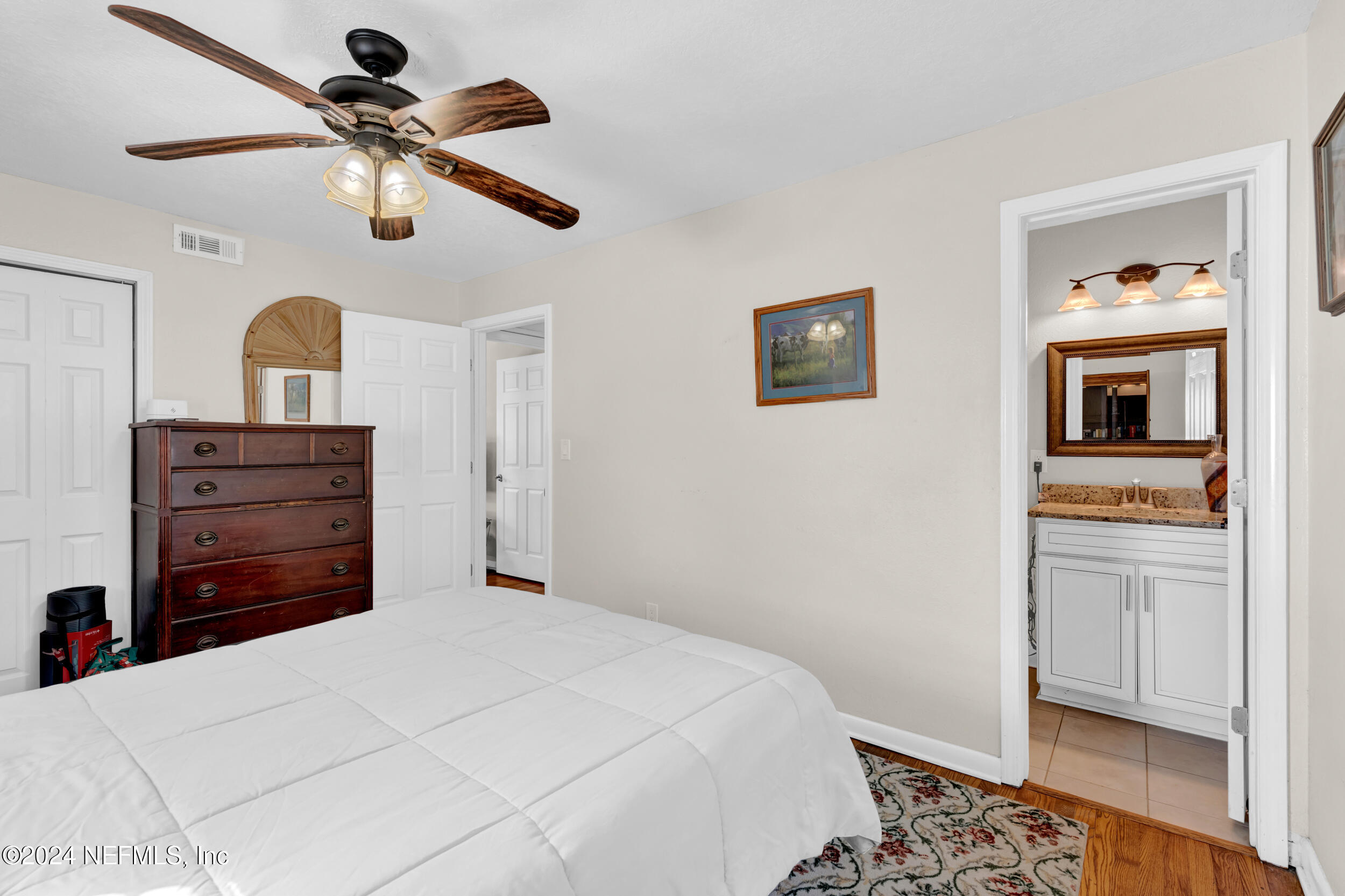 7305 POINCIANA Avenue