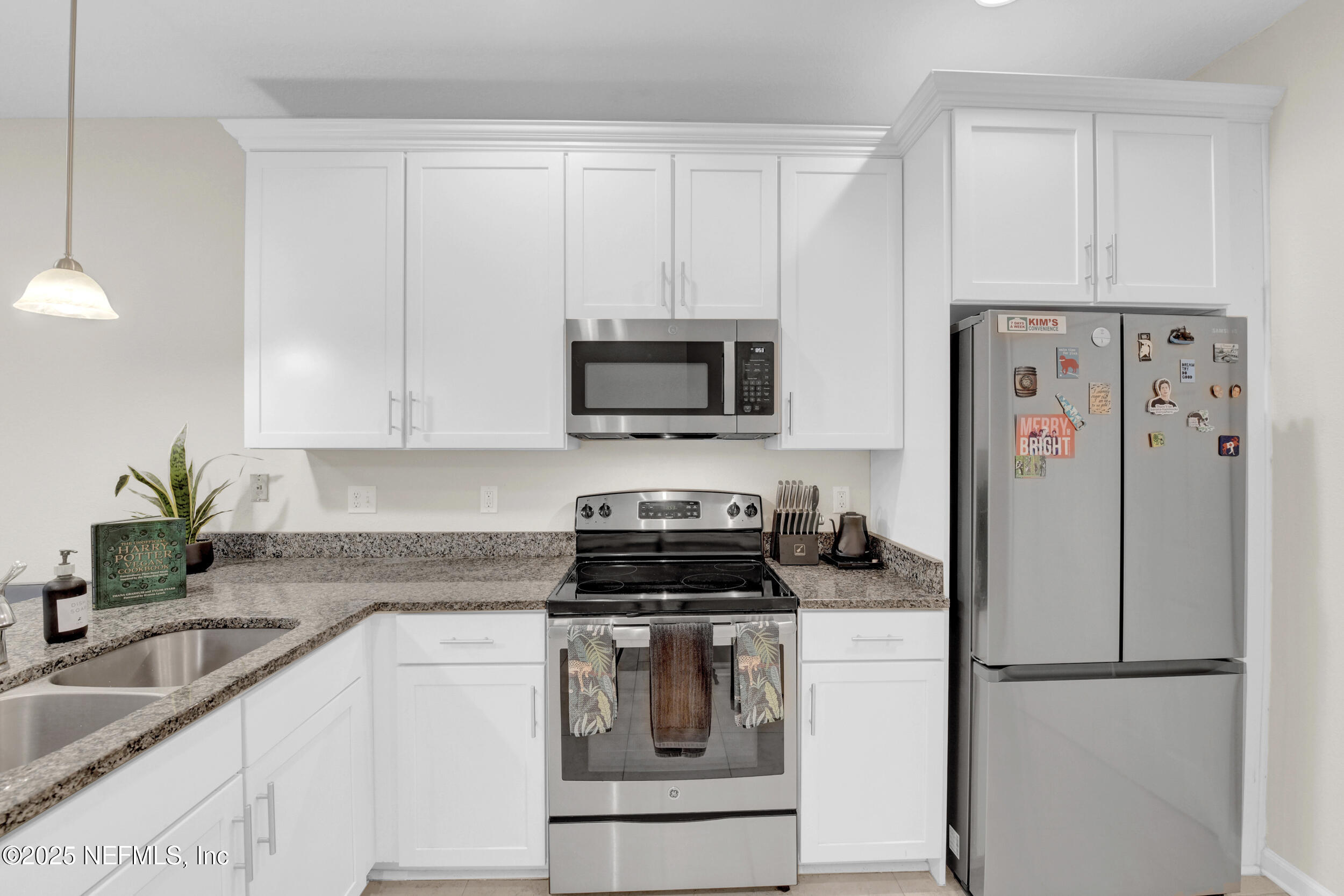 11287 ESTANCIA VILLA Circle, 1205