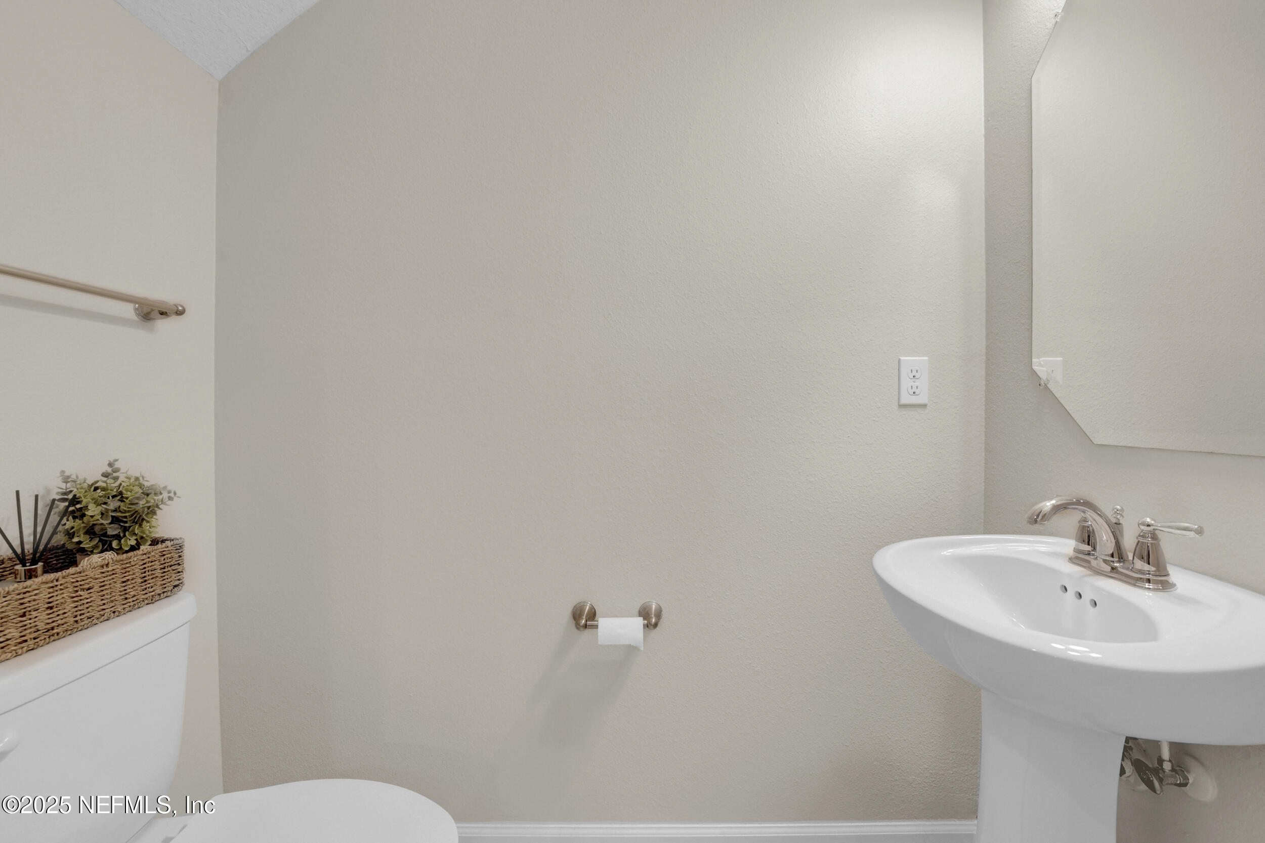 11287 ESTANCIA VILLA Circle, 1205