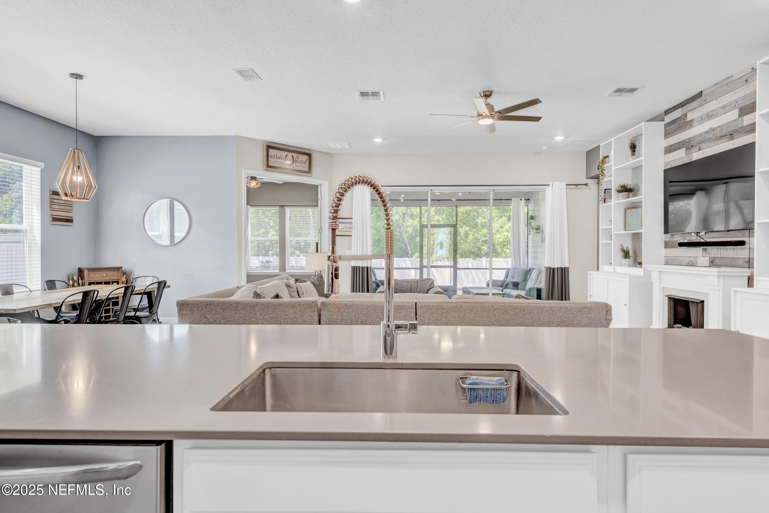 227 CARINA Trail, St. Johns