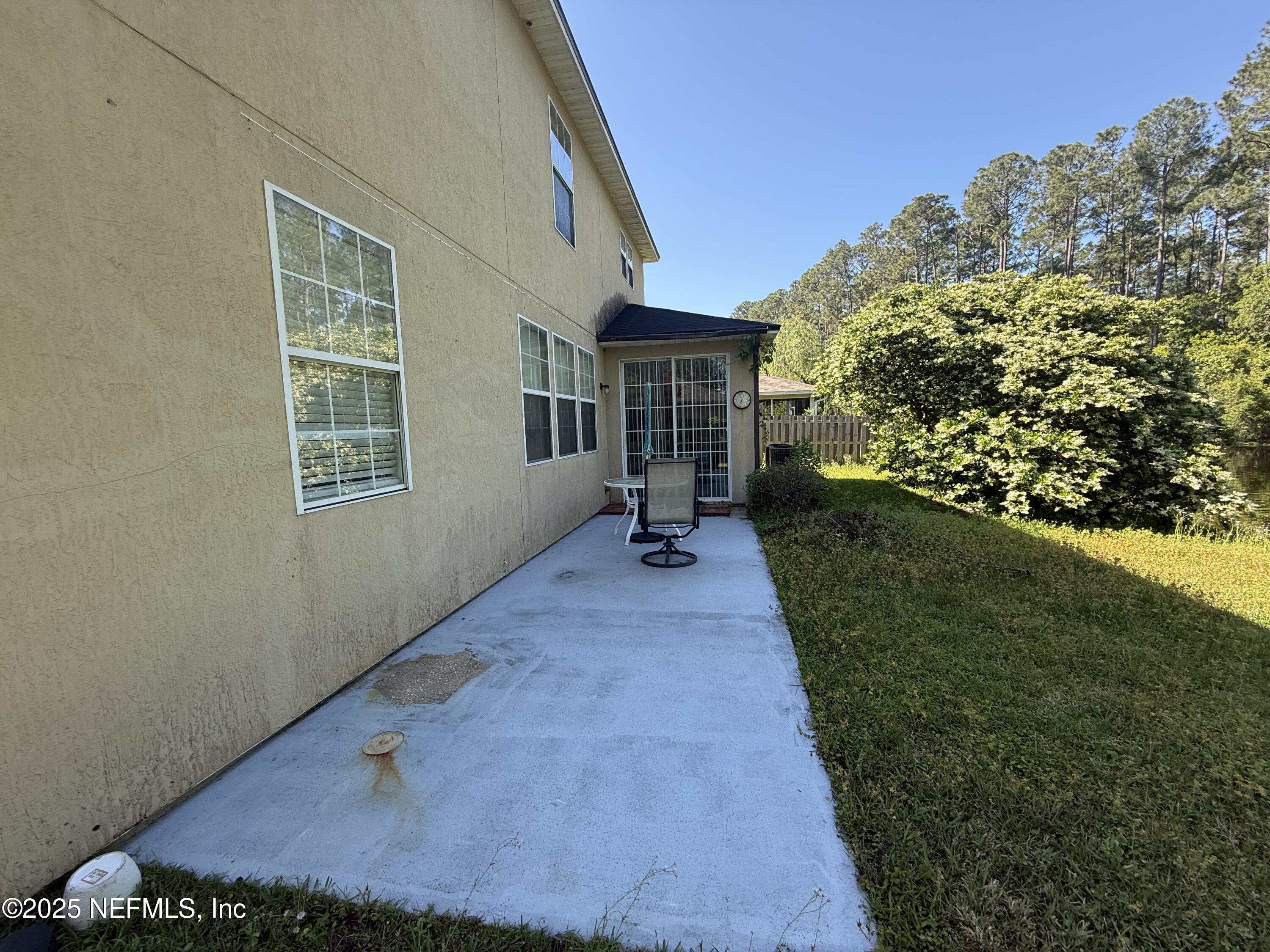 952 COLLINSWOOD Drive