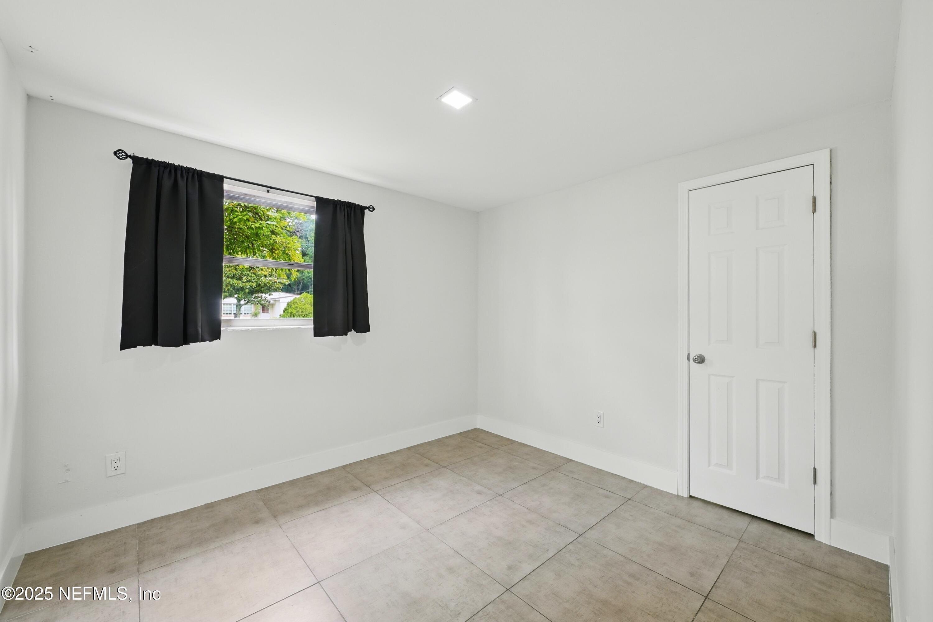 4143 SPRING GLEN Road