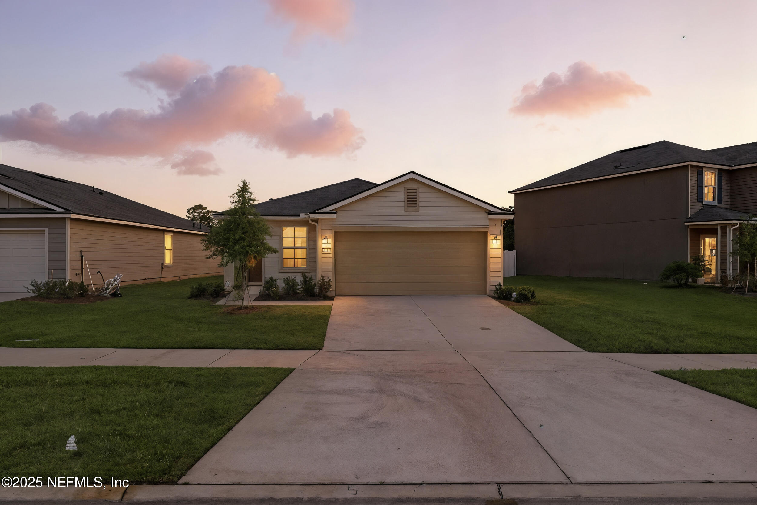 2915 DUCK HOLLOW Lane