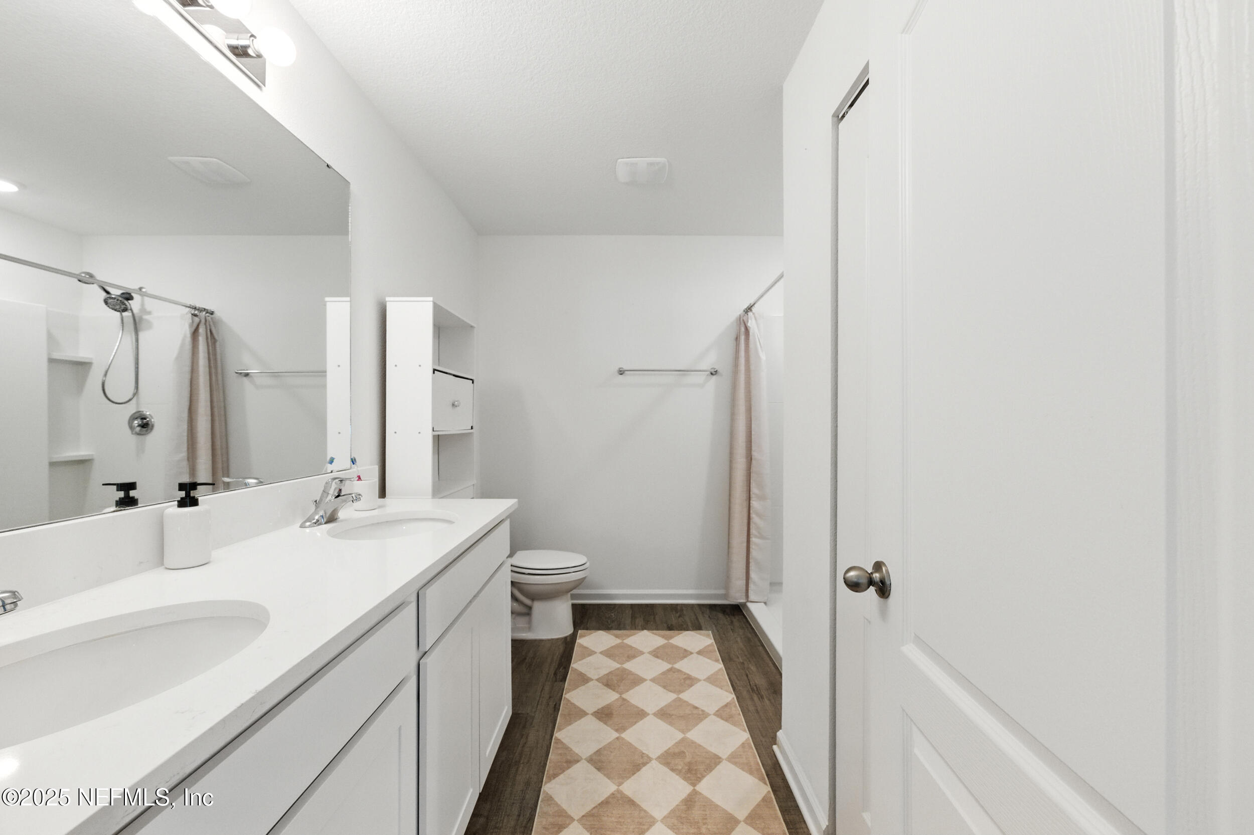 2915 DUCK HOLLOW Lane