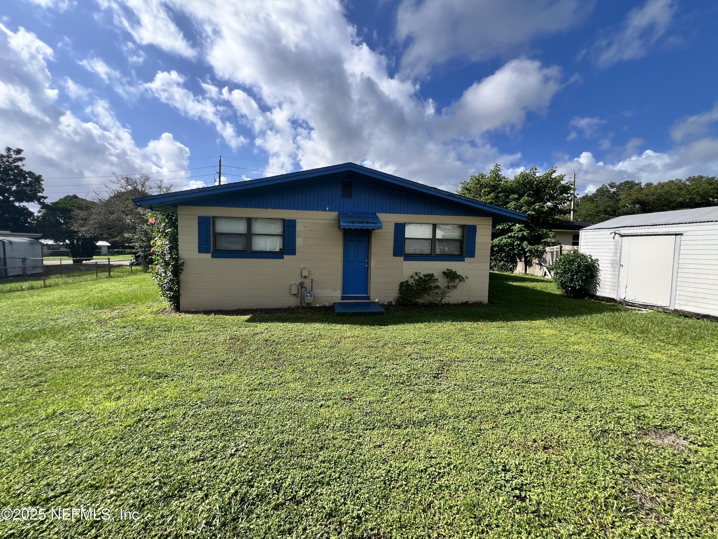 6805 TOM THUMB Drive