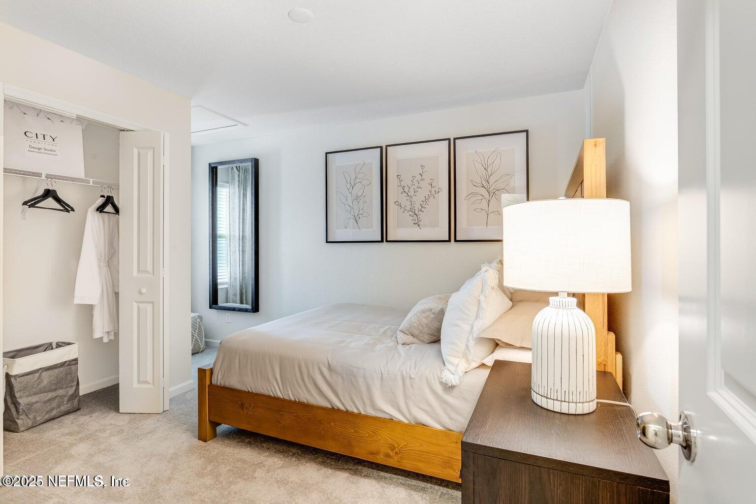 577 HOLLY LAKES Drive