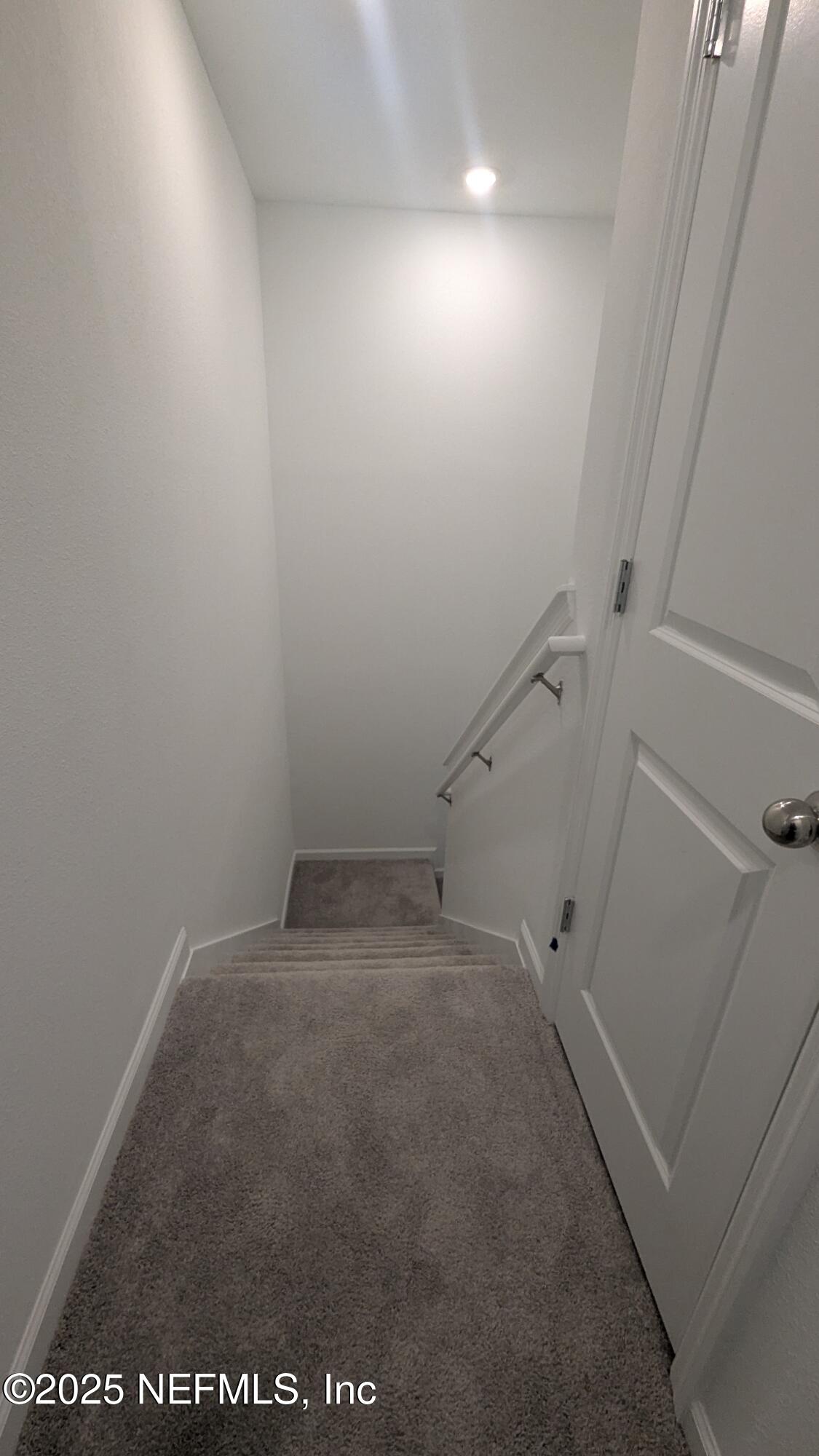 577 HOLLY LAKES Drive