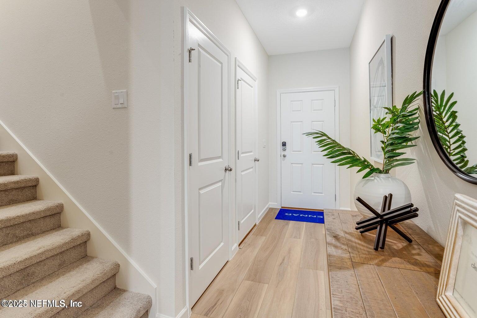 577 HOLLY LAKES Drive