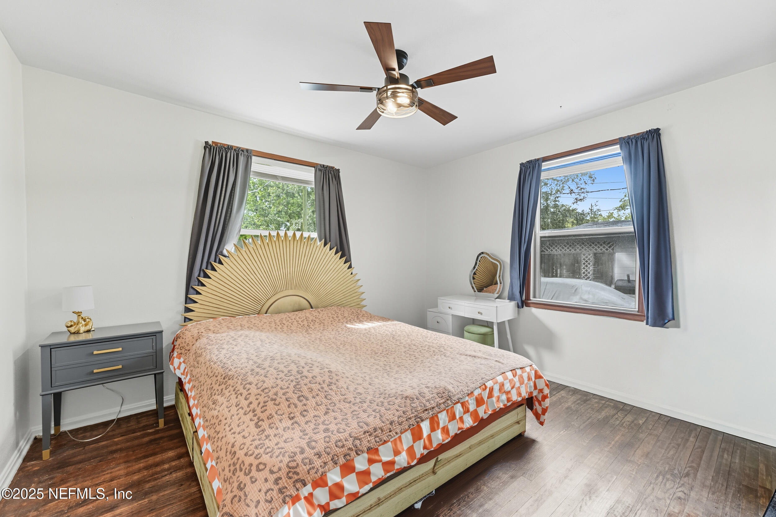 3329 DELLWOOD Avenue