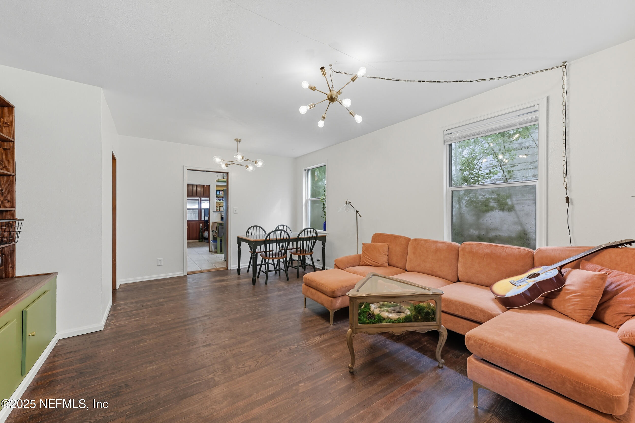 3329 DELLWOOD Avenue