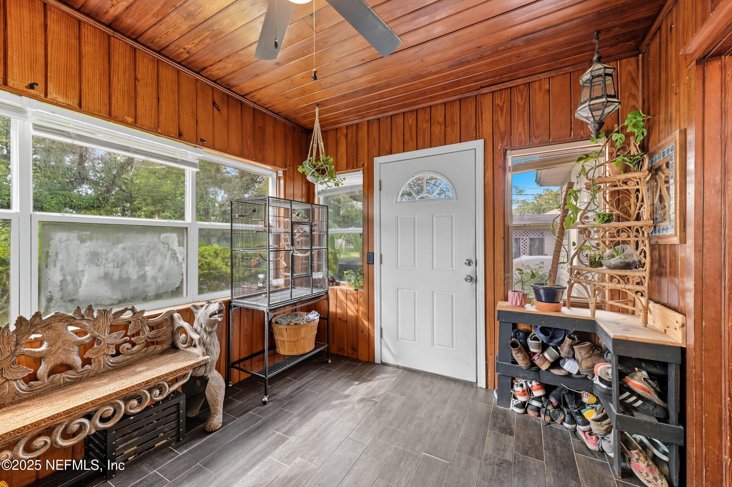 3329 DELLWOOD Avenue