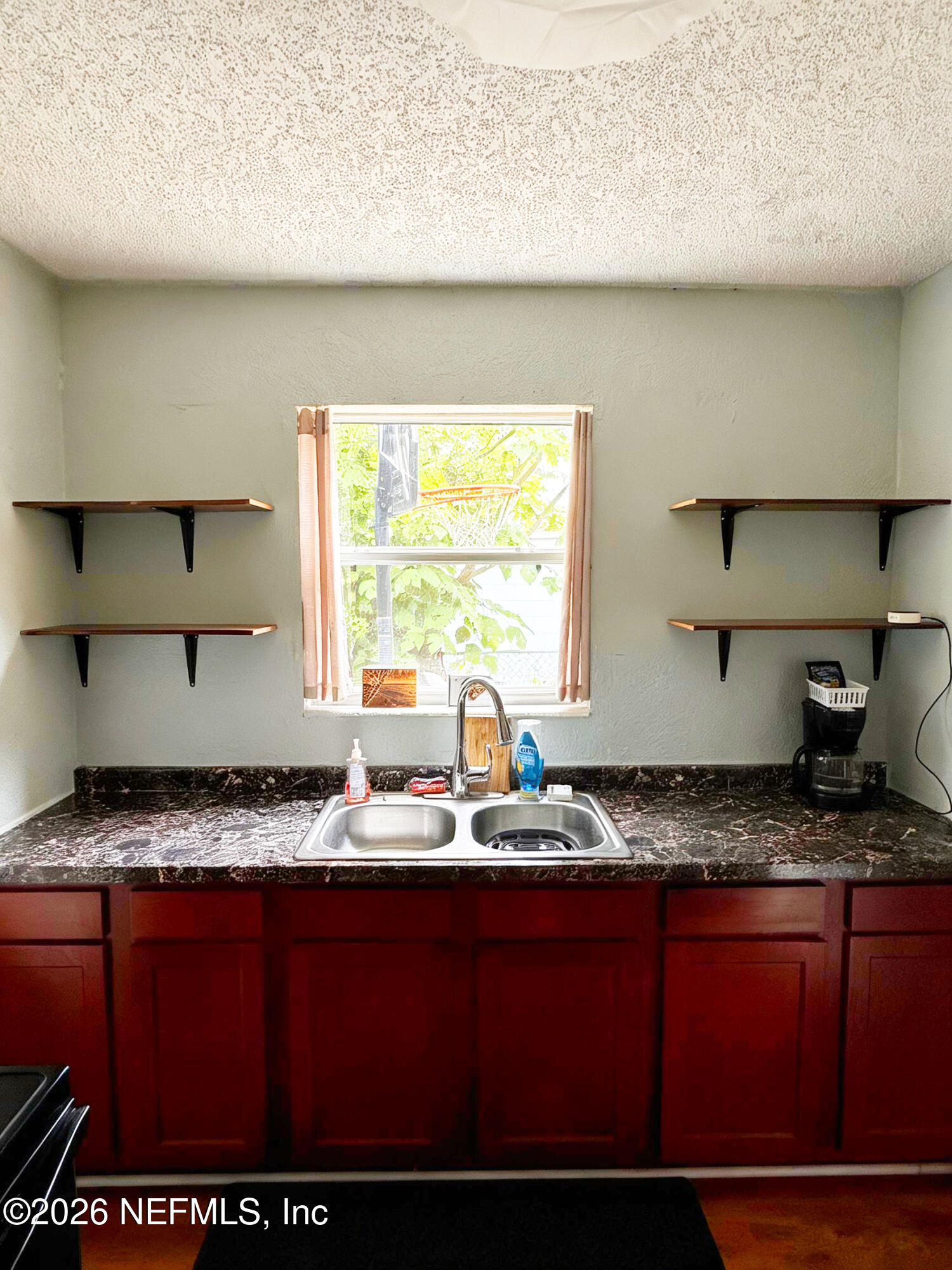4909 FREDERICKSBURG Avenue
