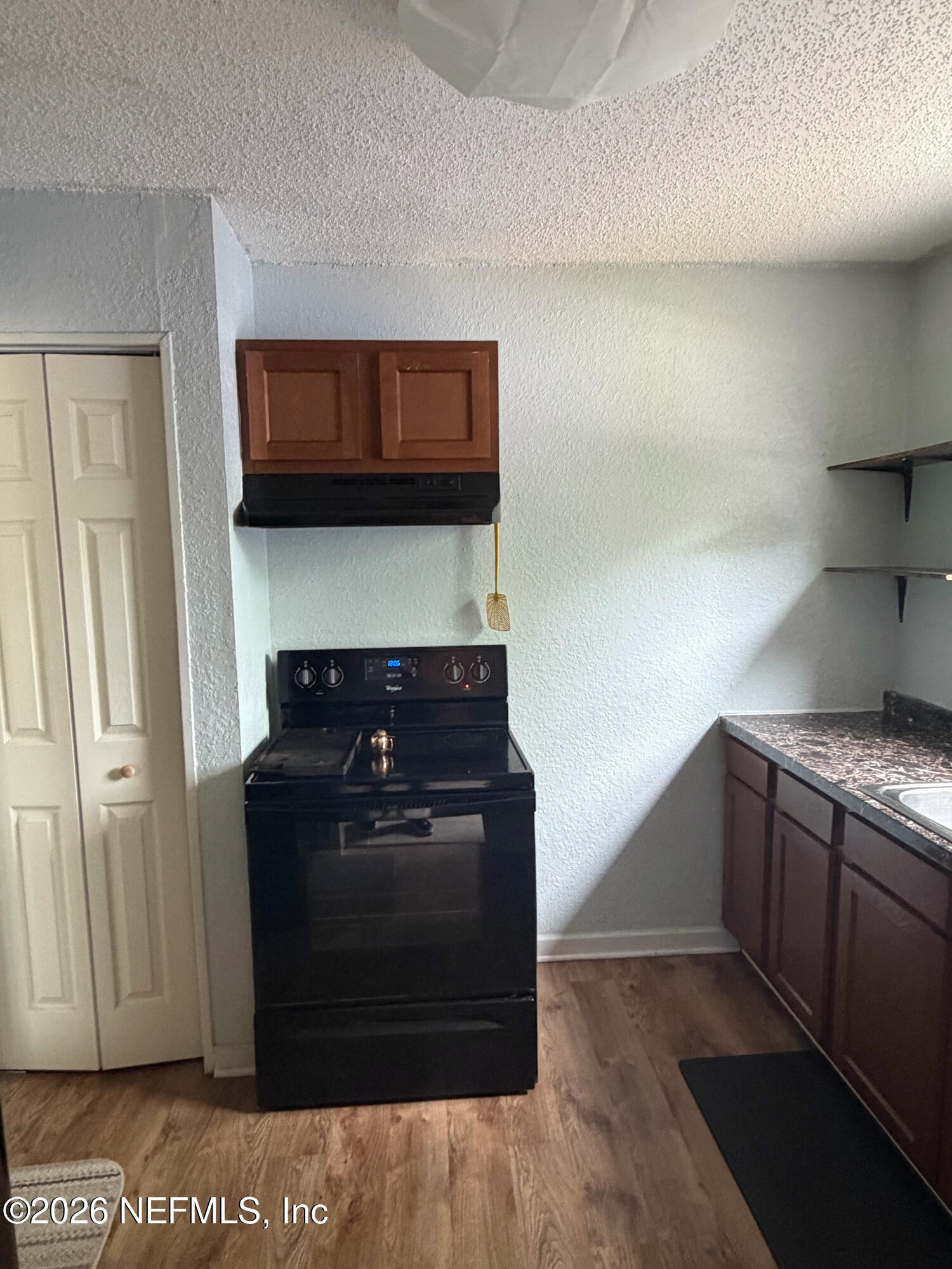4909 FREDERICKSBURG Avenue