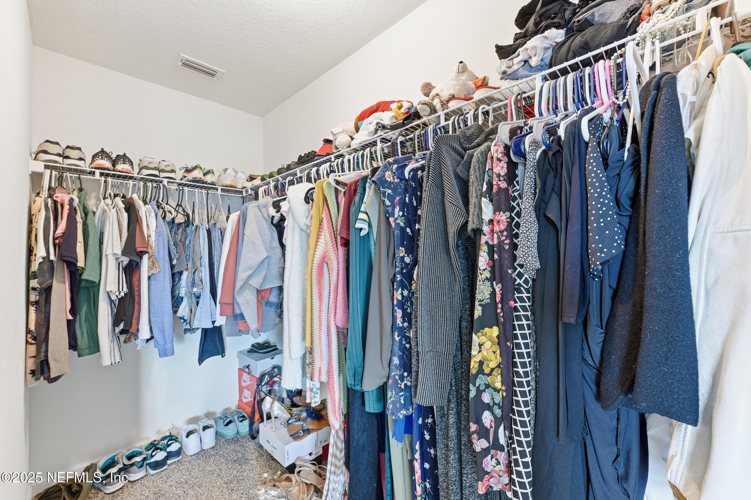 2437 FALLING STAR Lane