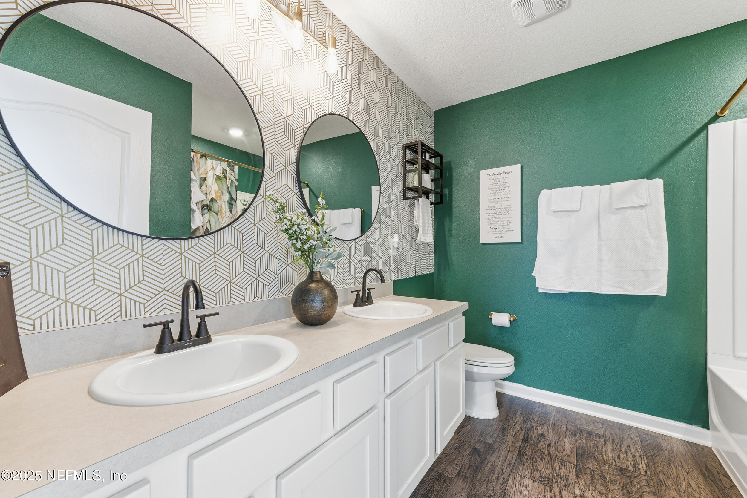 2437 FALLING STAR Lane