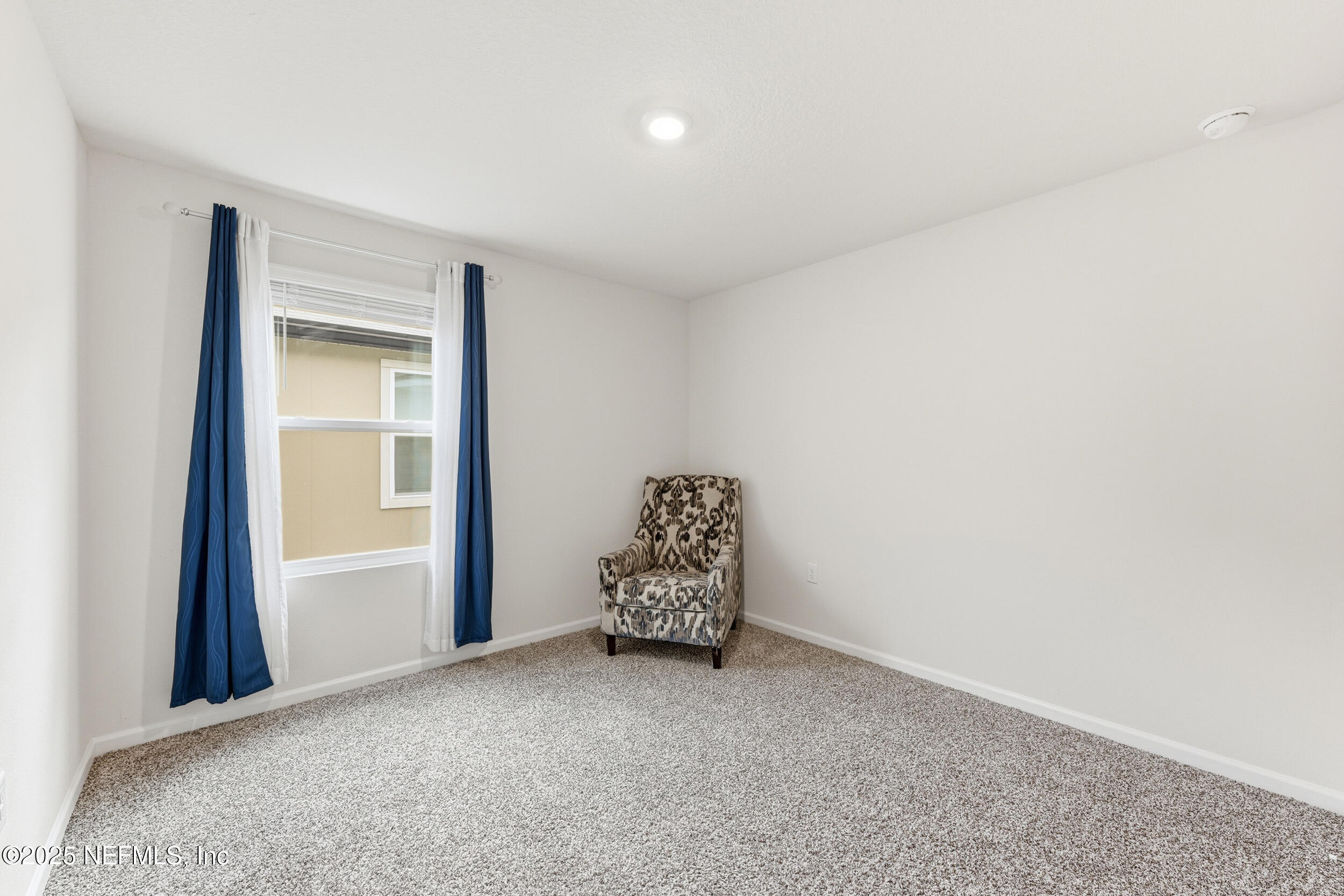 2437 FALLING STAR Lane