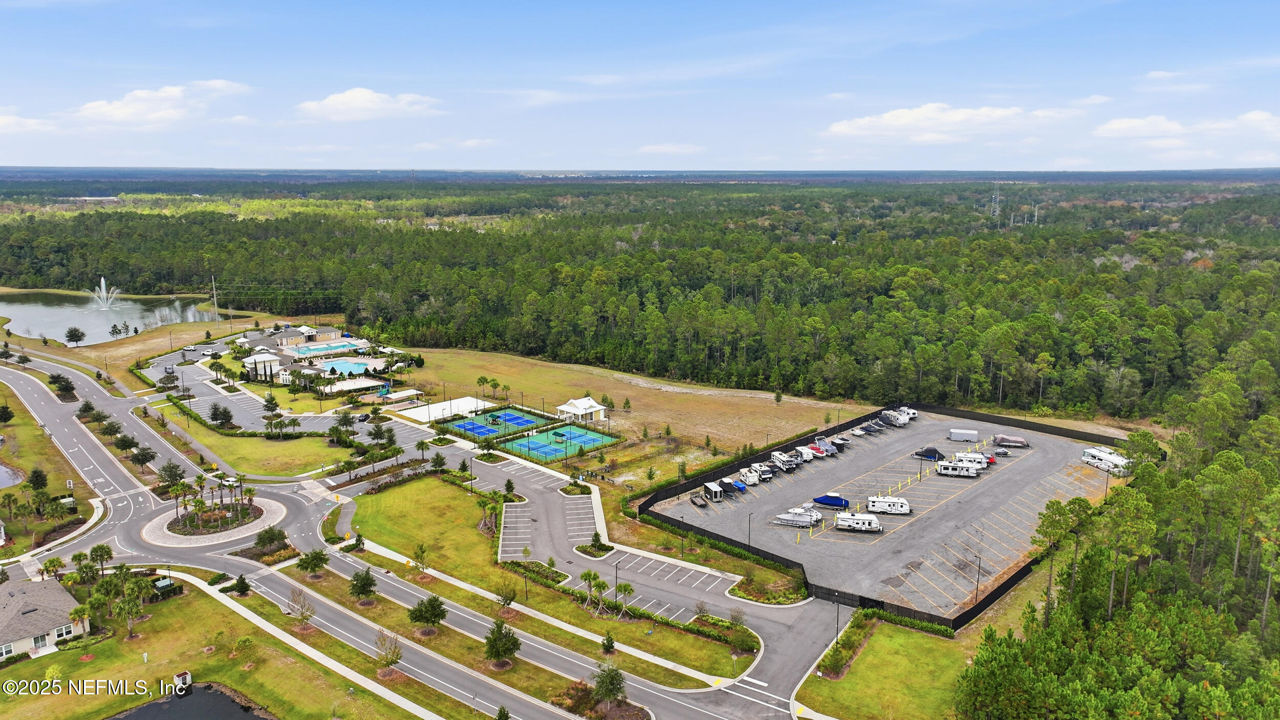 2437 FALLING STAR Lane