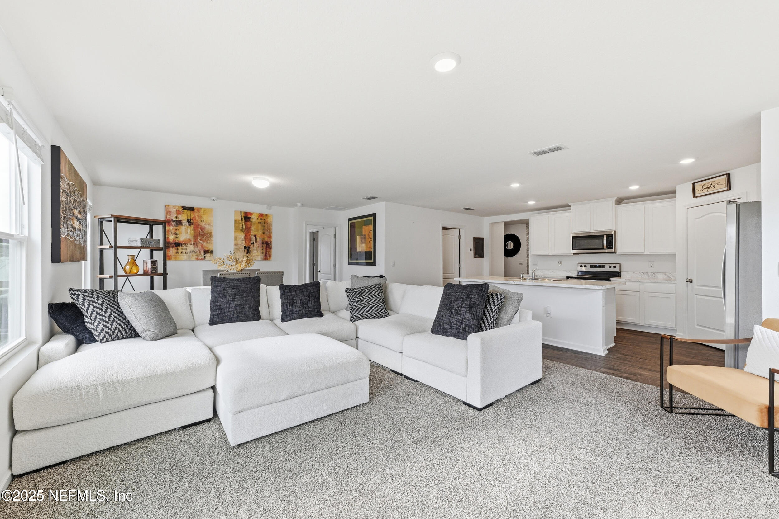 2437 FALLING STAR Lane