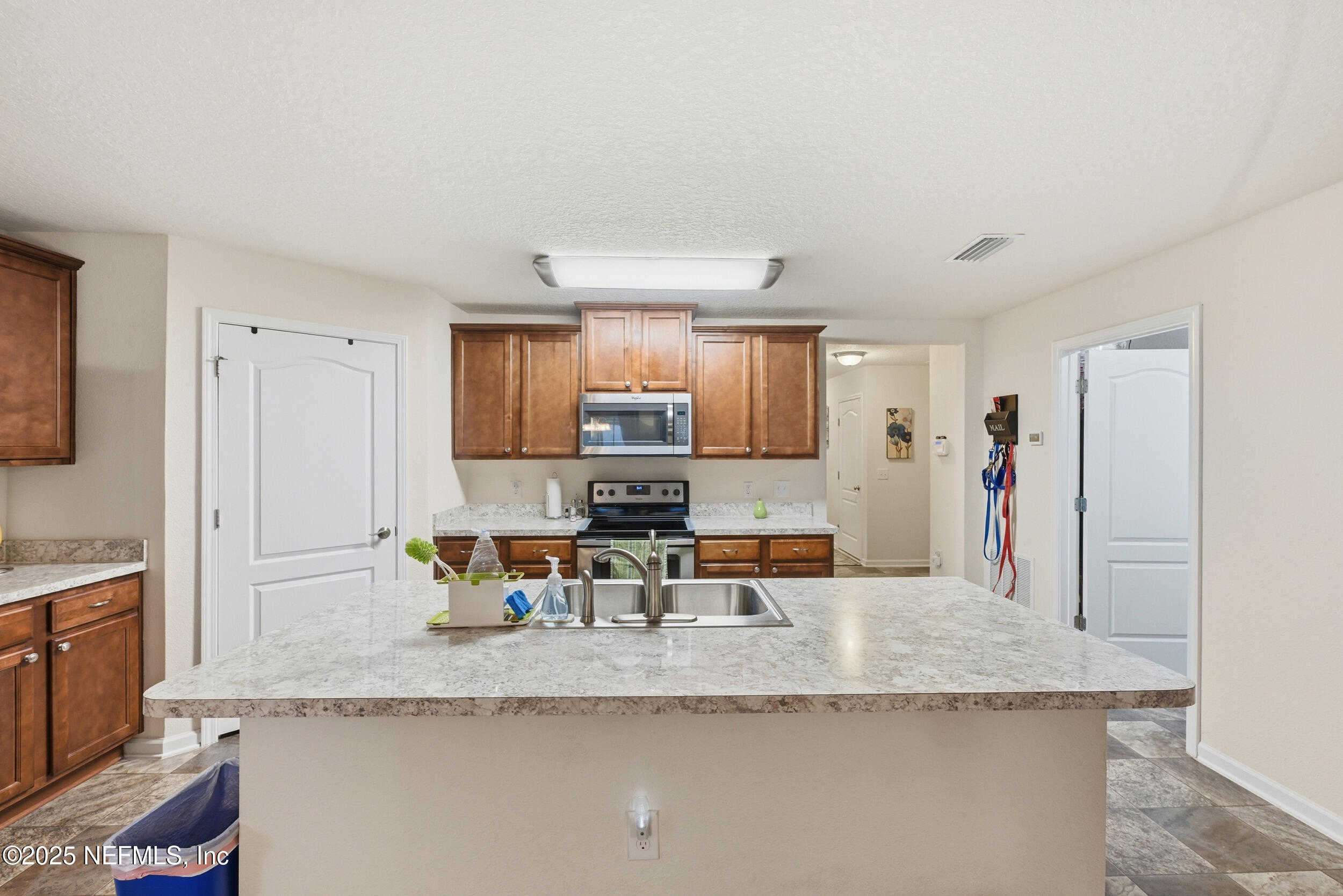 4068 GREAT FALLS Loop