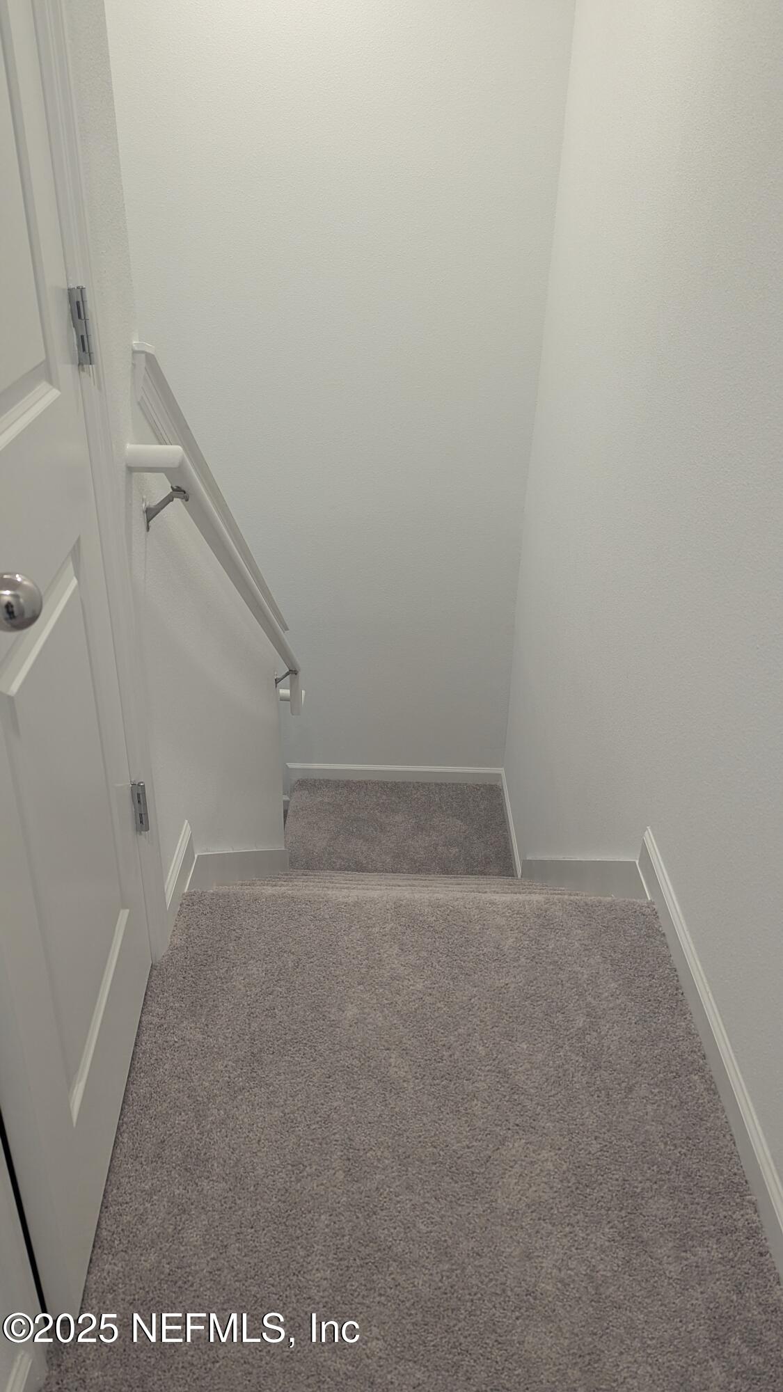 542 HOLLY LAKES Drive