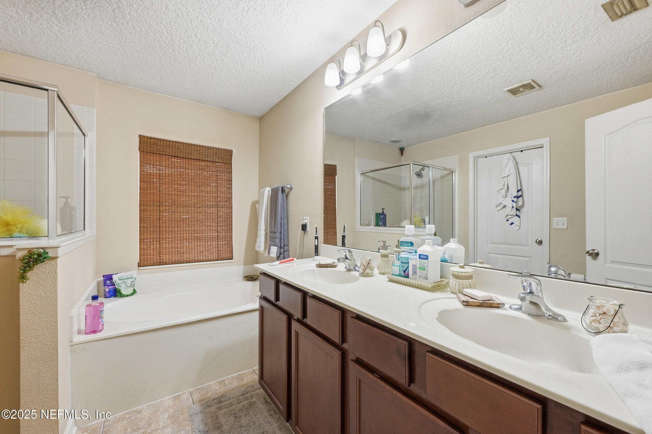 2507 KING LOUIS Drive