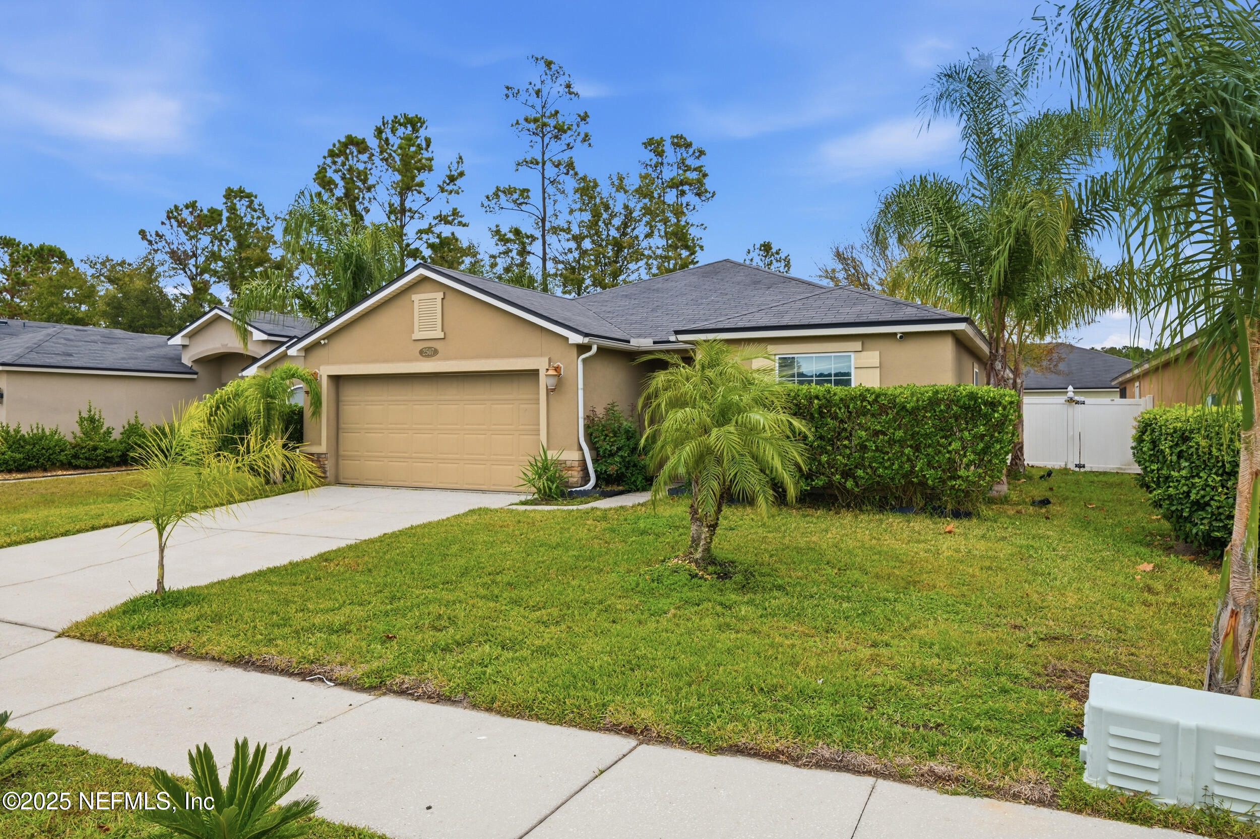 2507 KING LOUIS Drive