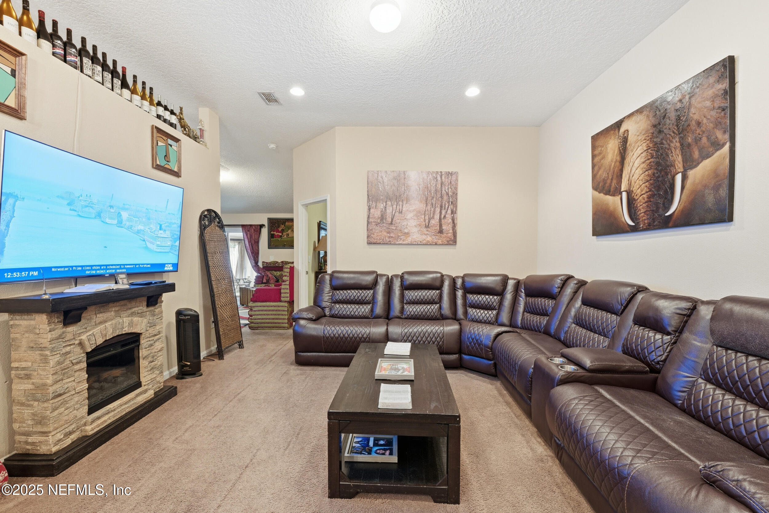 2507 KING LOUIS Drive