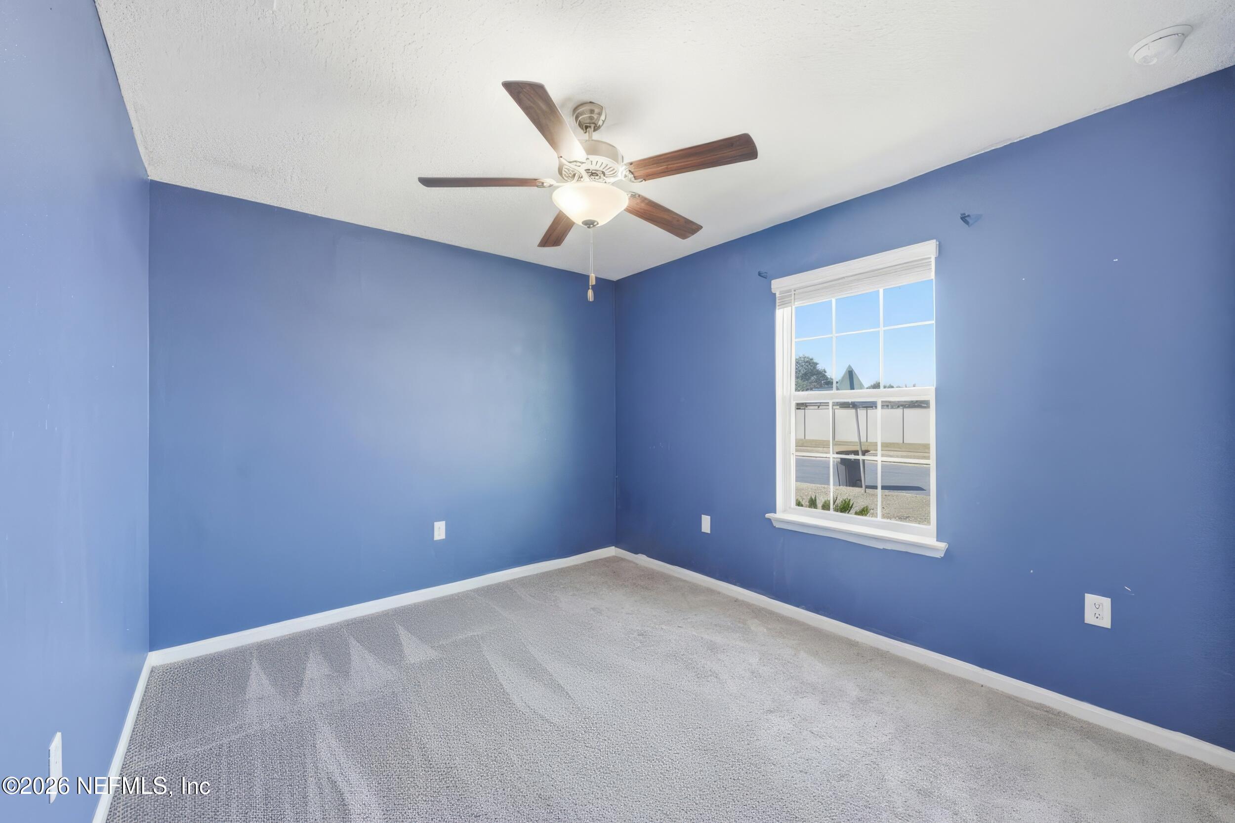 8284 VICTORY CROSSING Boulevard