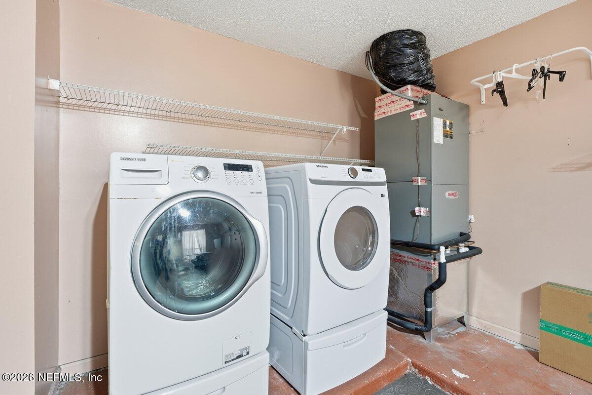 12520 BLUE EAGLE Way