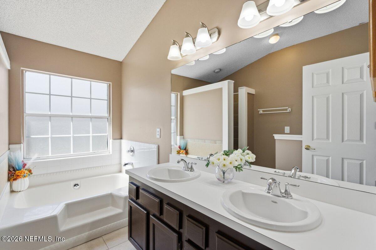 12520 BLUE EAGLE Way