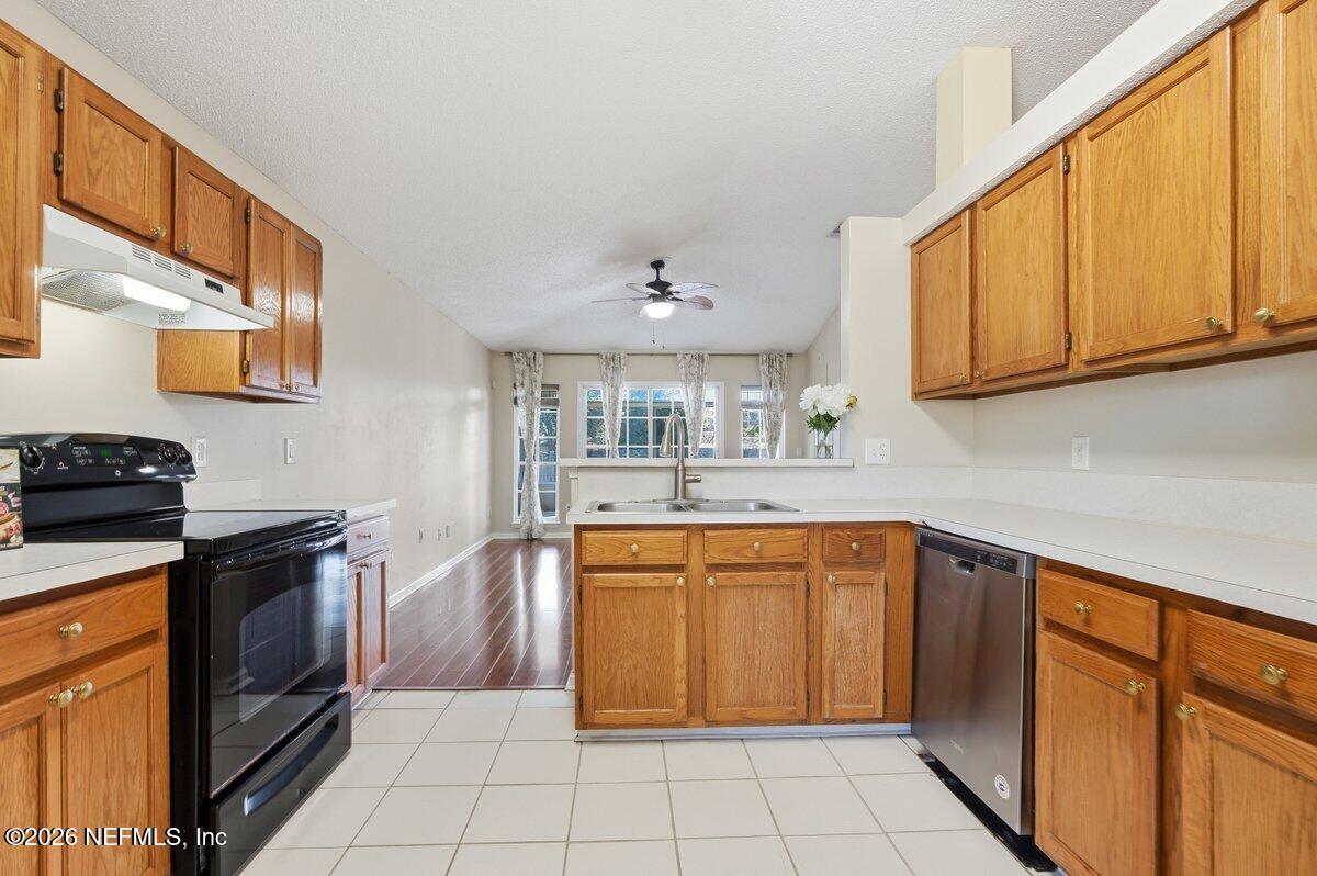 12520 BLUE EAGLE Way