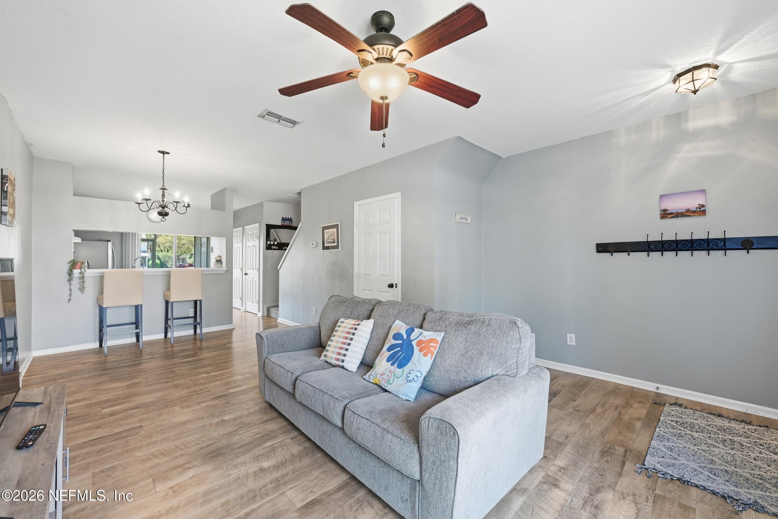 8230 DAMES POINT CROSSING Boulevard 1302