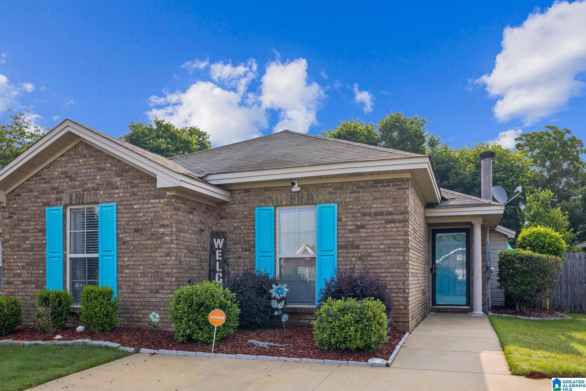 736 BUENA VISTA LOOP