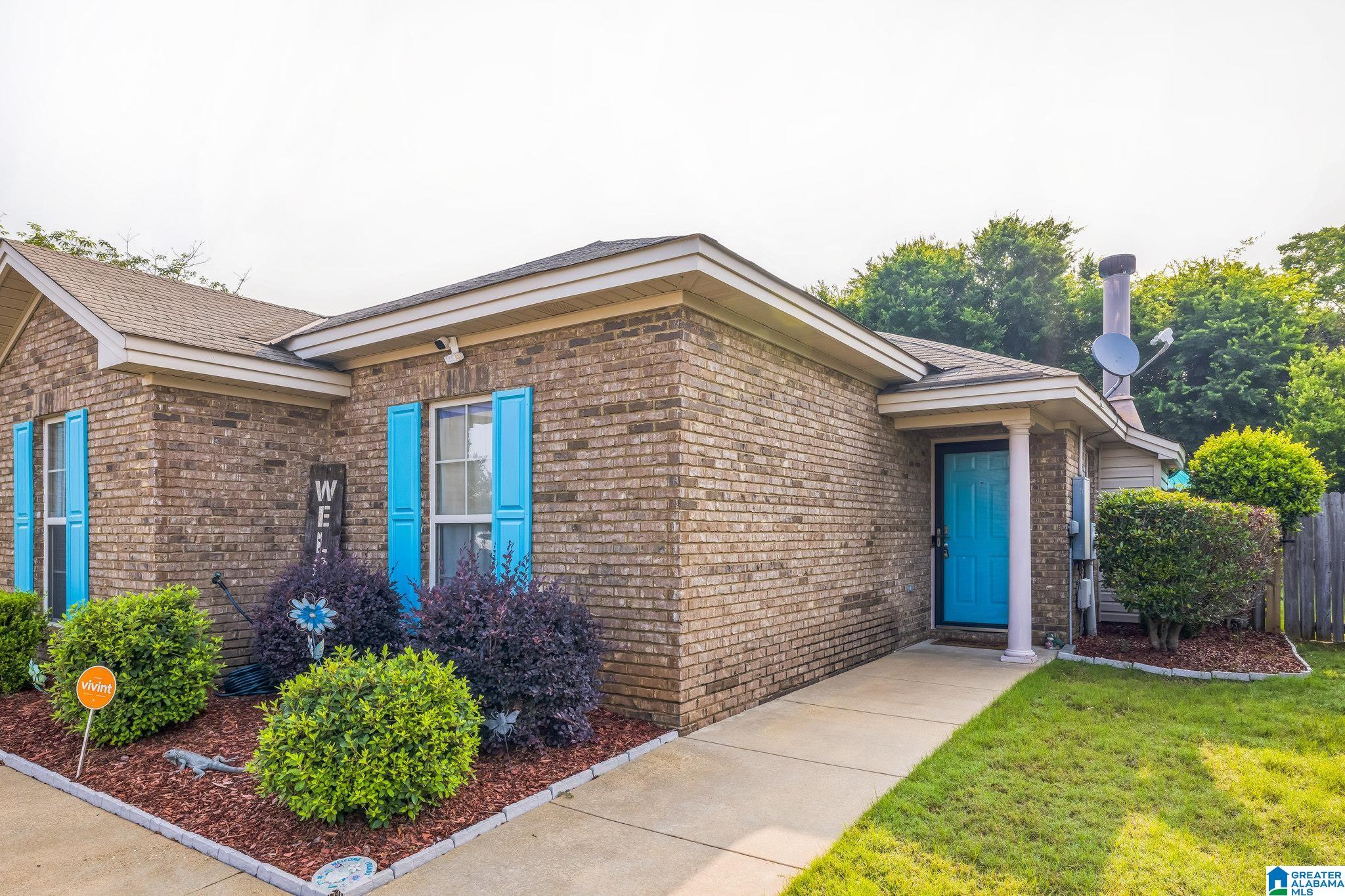 736 BUENA VISTA LOOP